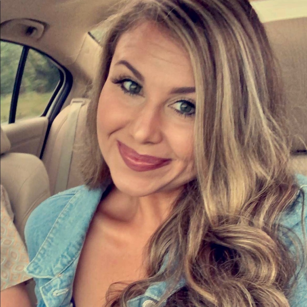 Meet your Posher, Bailee